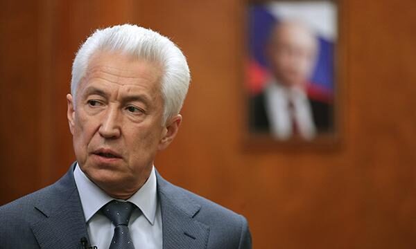 Врио главы Дагестана Владимир Васильев отправил в отставку правительство республики
