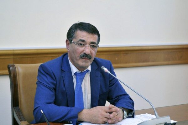 Защита вице-премьера Дагестана хочет привлечь космонавта как поручителя