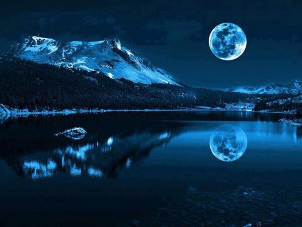 Голубая Луна взойдет над миром в последний день марта – астрологи предупреждают об опасностях