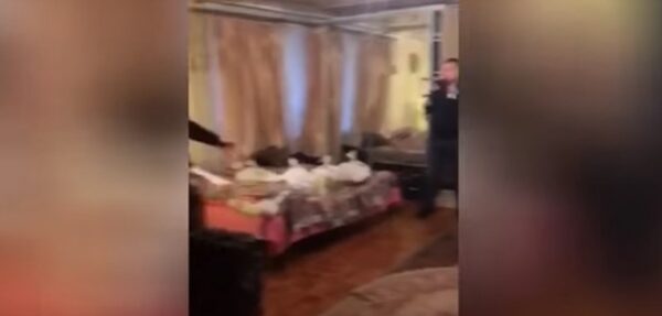 Опубликовано видео обыска в квартире Рубана