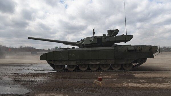 Путин поведал, что побывал в танке "Армата"