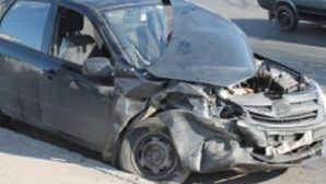 В Рославле в ДТП Lada и Mercedes пострадал водитель