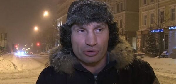 Видео: Кличко проверил, как убирают снег в Киеве