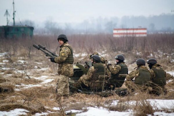 Вооружение ВСУ массивно окружает Донбасс; «ответка» ополчения – ДНР и ЛНР, развитие событий