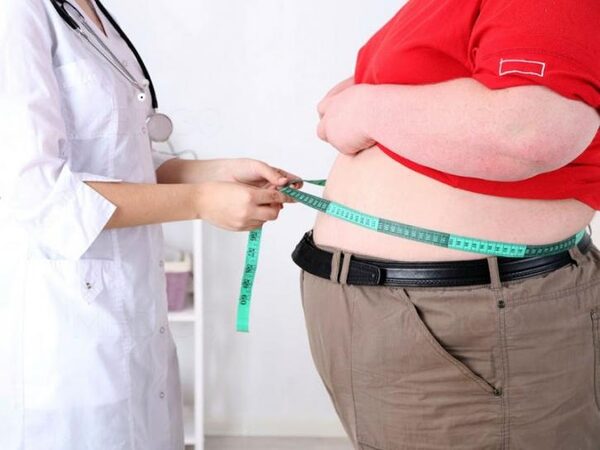 Лишний вес может спасти жизнь серьезно больному пациенту, считают ученые