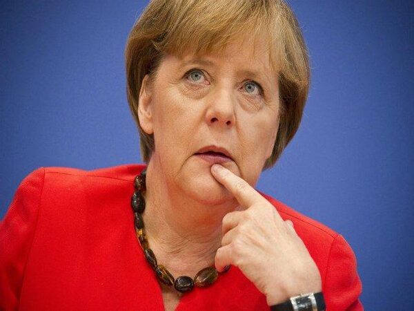 Меркель отрицательно высказалась в адрес США
