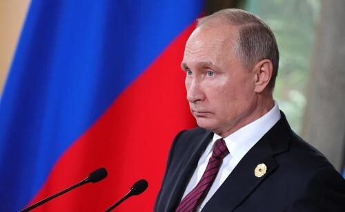 Путин на Параде: Мир между странами очень хрупок