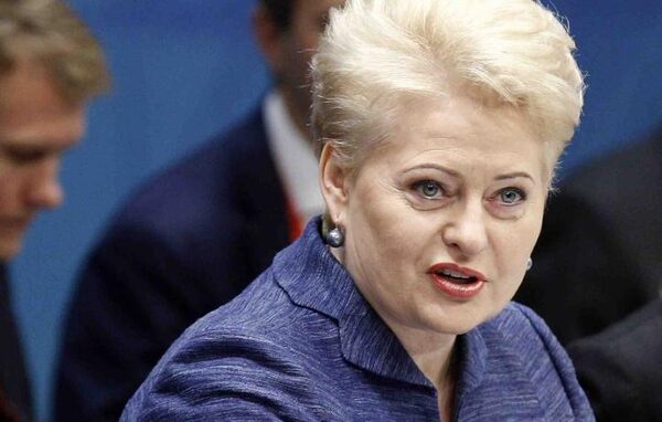 Скандал в Прибалтике обрушил позиции президента Литвы Дали Грибаускайте