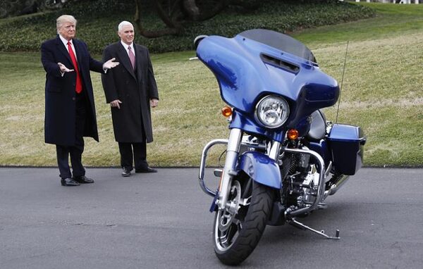 Трамп пообещал задушить Harley – Davidson налогами за переезд в Европу