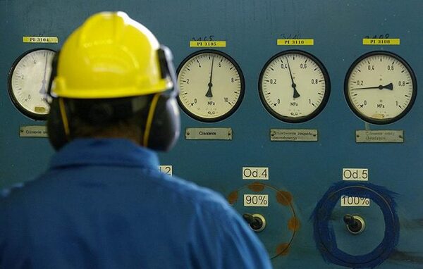Польша добилась скидки на российский газ решением Стокгольмского суда