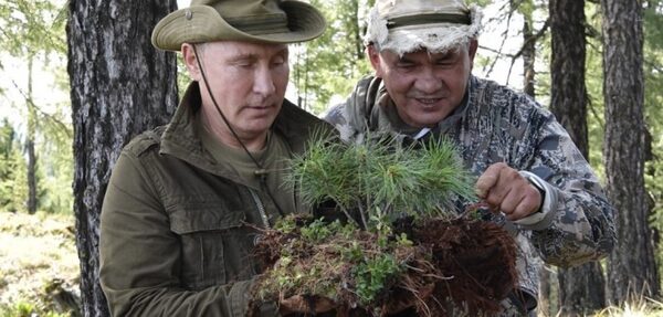 Опубликованы кадры отдыха Путина в Тыве