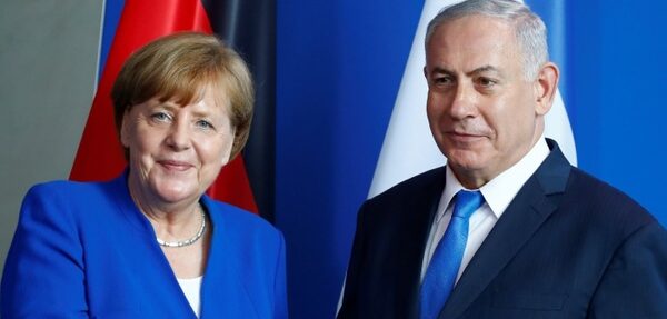 Меркель: Мы всегда будем нести ответственность за Холокост