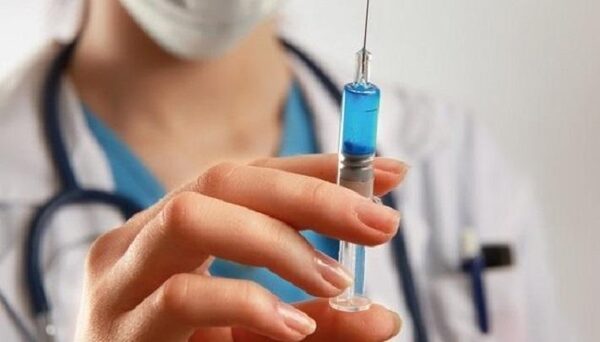 Прививка стала причиной массовой болезни школьников в Перми