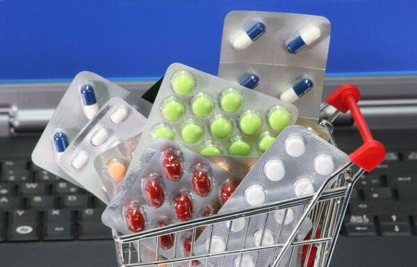 Российские аптеки просят наказать портал Ozon.ru за онлайн-продажу медикаментов