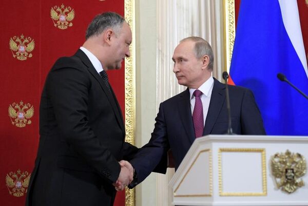 Путин заявил о небезразличном отношении Москвы к выборам в парламент Молдавии