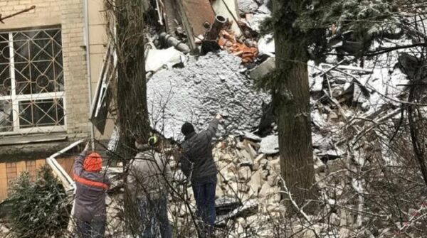 В Новочеркасске Ростовской области начато обследование частично обрушившегося здания
