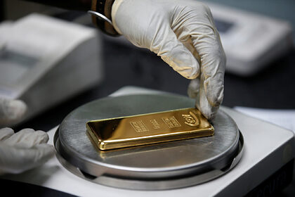 Китайский вирус подстегнул цены на золото