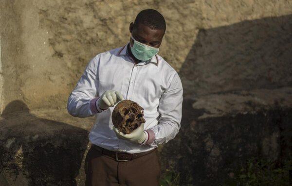 Более 6000 тел найдено в массовых захоронениях Бурунди