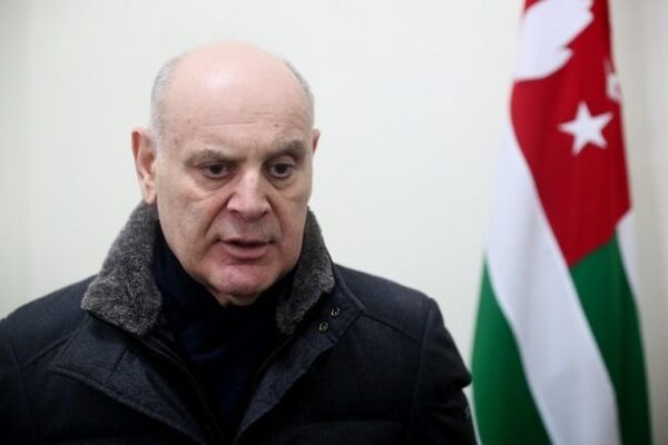 Бжания рассказал о переговорах с Анквабом перед выборами президента Абхазии