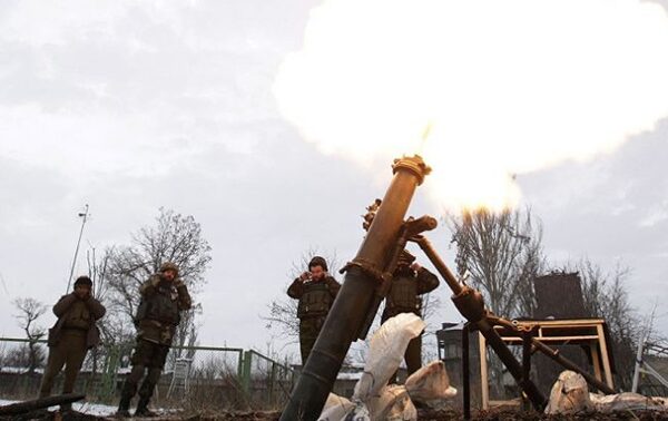 ДНР Украинские войска обстреляли донецкий аэропорт