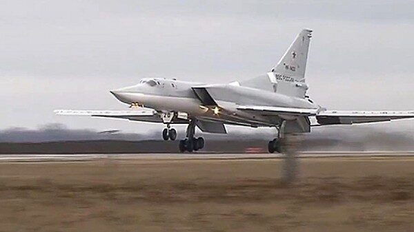 Идлиб генерирует эскалацию: Ту-22 — в усиление, Су-35 — на перехват
