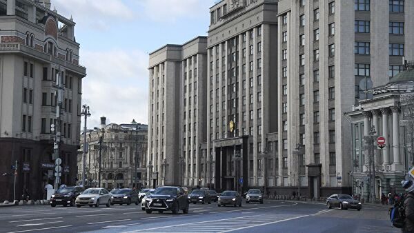 Комитет ГД поддержал размещение органов госвласти не только в Москве
