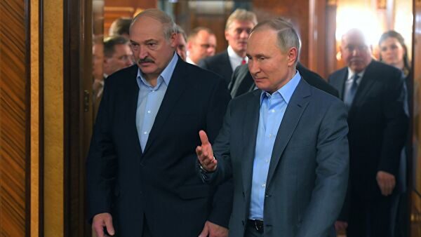 Лукашенко настаивает, что договорился с Путиным по поставкам нефти