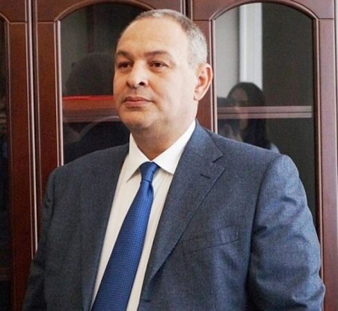 Мэр Сухума поборется за пост президента Абхазии