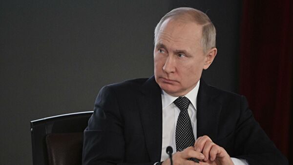 Путин поддержал предложение о голосовании по Конституции 22 апреля