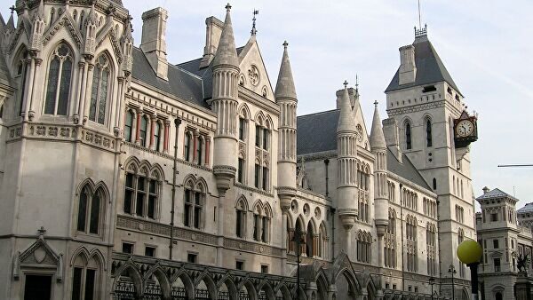 Суд Лондона отказался разблокировать активы семьи Минца на $572 млн