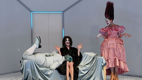 Театральные премьеры февраля: "Садко", "Чайка", "Три сестры", "Лолита"