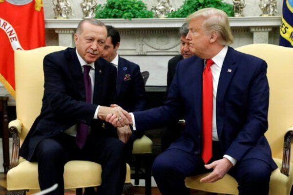 Трамп «тесно взаимодействует» с «жёстким» Эрдоганом по сирийскому Идлибу