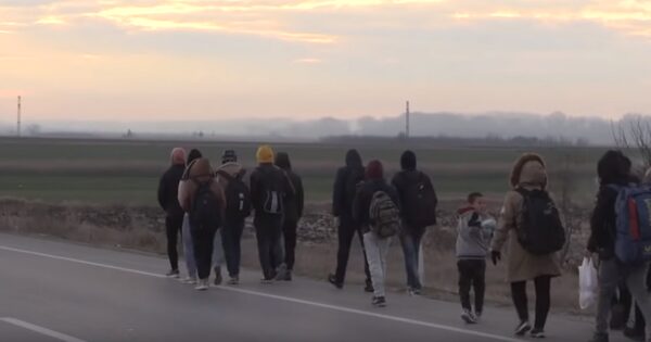 Турция перестала сдерживать беженцев, стремящихся попасть в Европу