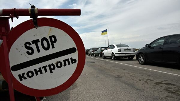 Украина не пустила двух россиян на лекции в Киев