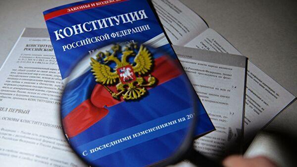 В Кремле знакомы с идеей провести голосование по Конституцию 27 апреля