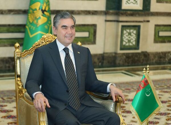 В Туркмении госслужащих обязали быть седыми — СМИ
