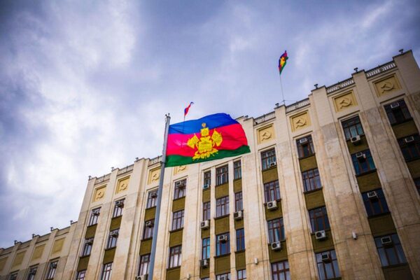 Власти Кубани выделят средства на покупку 80 квартир для медиков