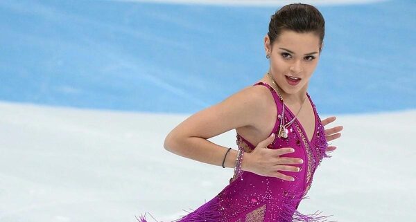 Аделина Сотникова завершила карьеру в спорте