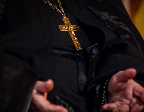 ФСБ нашла у российского епископа домашнюю нарколабораторию