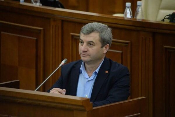 Коронавирус в Молдавии на руку оппозиции — депутат