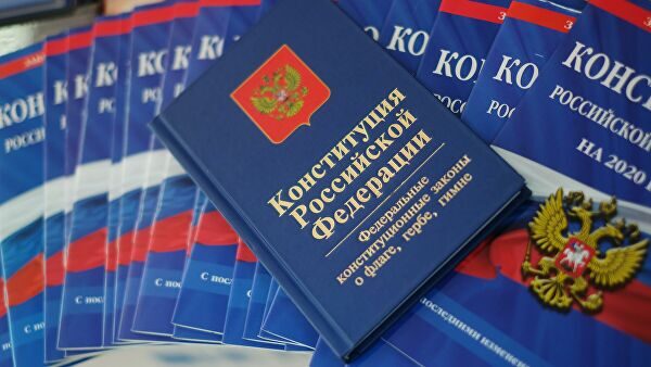 Кремль ответил на вопрос об изменении даты голосования по Конституции