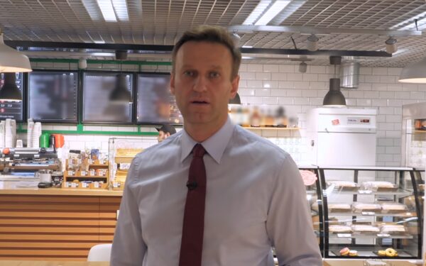 Навальный рассказал о блокировке всех счетов его семьи