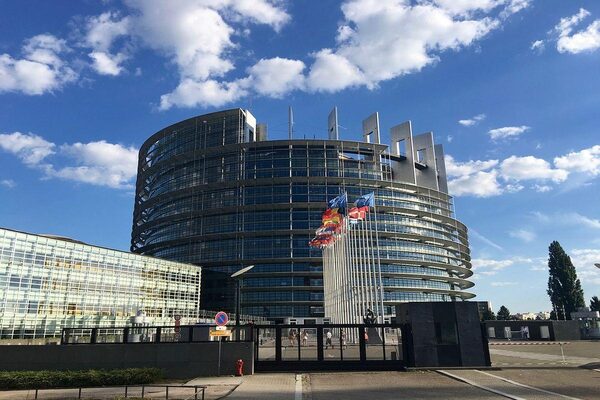 Парламент ЕС в Страсбурге закрыли из-за коронавируса