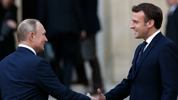 Путин и Макрон не обсуждали помощь Франции в борьбе с COVID-19