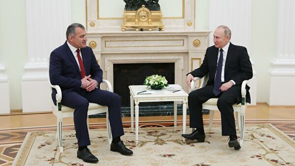 Путин оценил отношения России и Южной Осетии