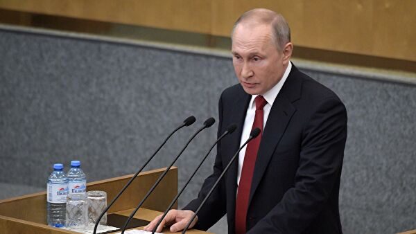 Путин спросил КС об условиях вступления в силу поправок к Конституции