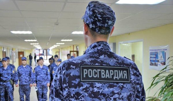 Росгвардейцы и полицейские Крыма получили право на бесплатный проезд