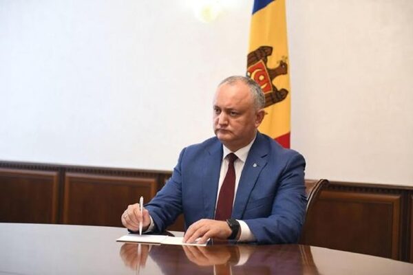 Жителей Молдавии предупреждают: заболевших больше — меры будут жестче
