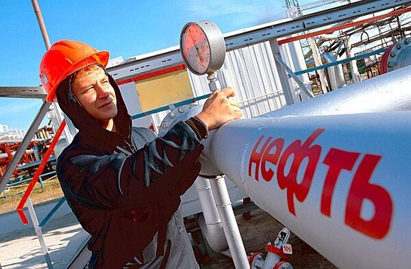 Экспортная цена на нефть Urals стала отрицательной