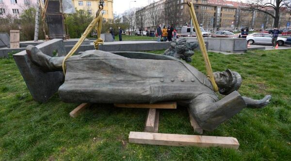 МИД Чехии готов к переговорам о передаче РФ памятника Коневу